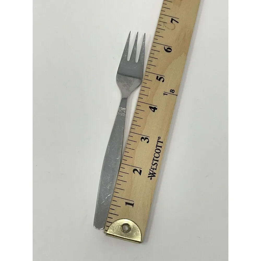 Nils Johan Sweden Sessan Pastry Dessert Salad 3 Tine Forks NIJ1 6.5” Set Of 2